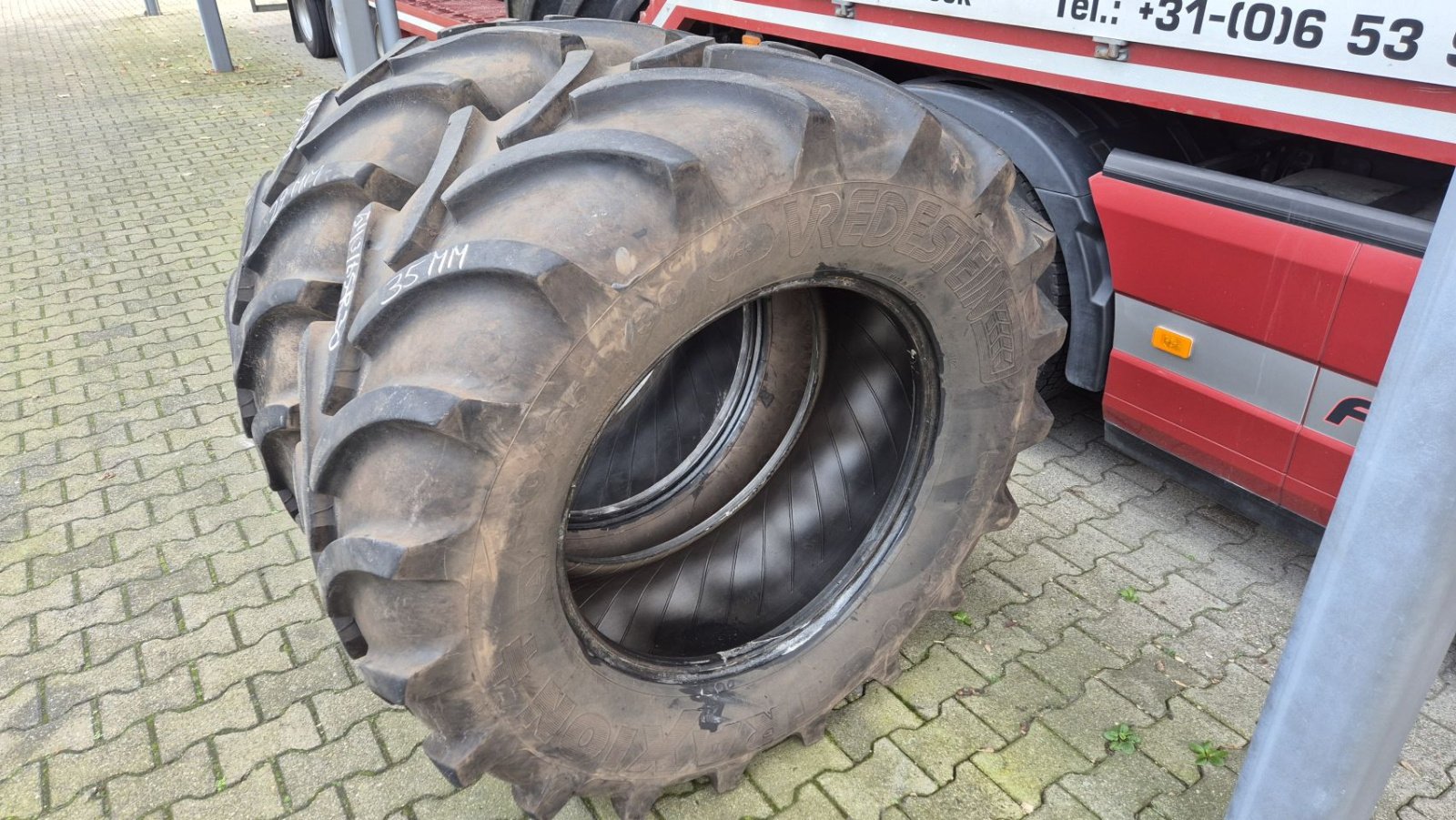 Reifen tipa Sonstige Vredestein Traxion 540/65R30 29/35mm, Gebrauchtmaschine u Schoonebeek (Slika 2)