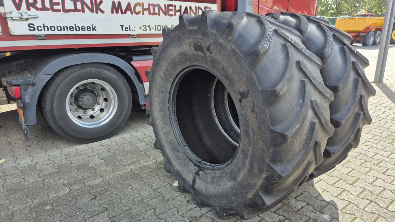 Reifen des Typs Sonstige Vredestein Traxion XXL 600/70R28 banden 12-23mm, Gebrauchtmaschine in Schoonebeek (Bild 1)