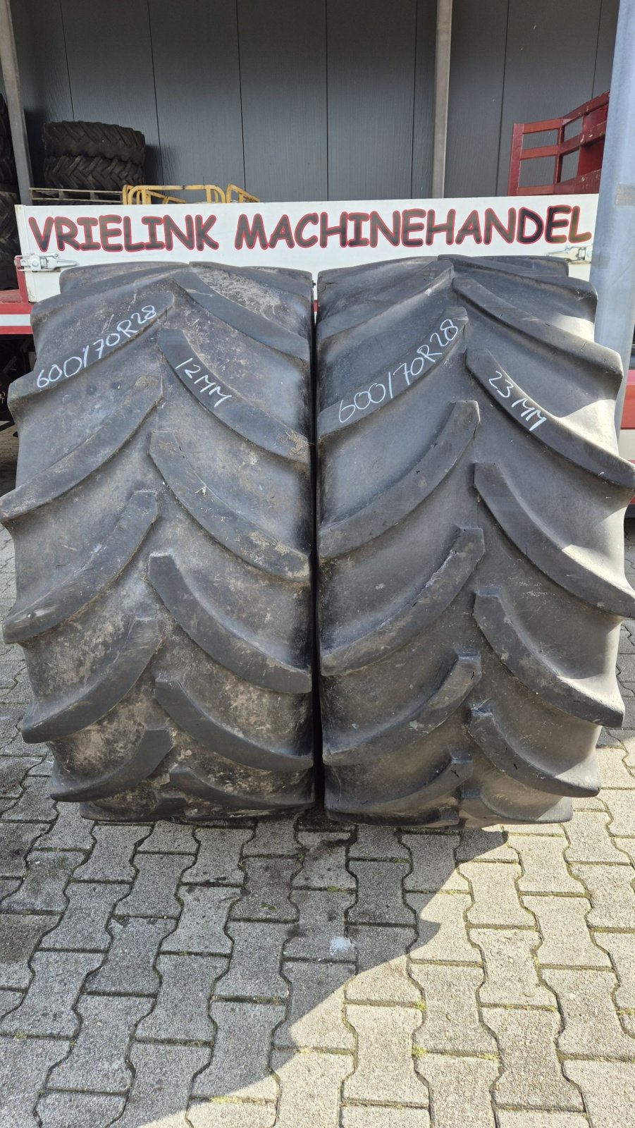 Reifen des Typs Sonstige Vredestein Traxion XXL 600/70R28 banden 12-23mm, Gebrauchtmaschine in Schoonebeek (Bild 4)