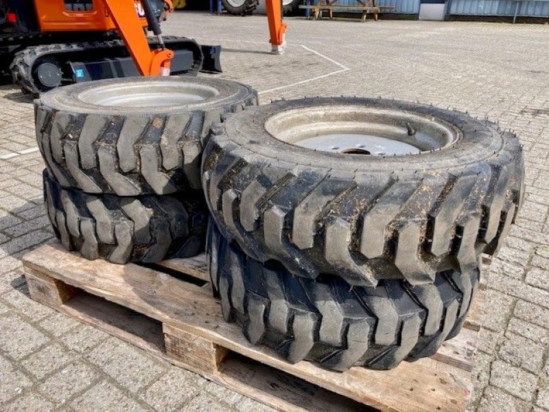 Reifen des Typs Sonstige Weidemann Band Wielen voor 1160, Gebrauchtmaschine in Wierden (Bild 1)