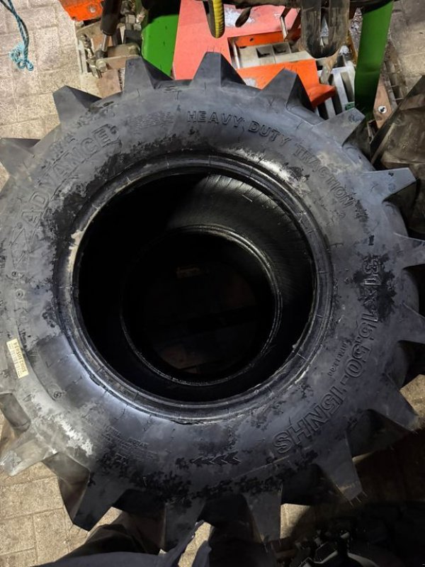 Reifen van het type Sonstige Wielen & Banden ADVANCE 31X15.50-15 NHS, Neumaschine in Coevorden (Foto 6)