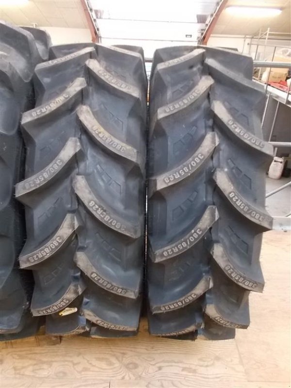 Reifen typu Starmaxx 380/85-R28 NYT, Gebrauchtmaschine v Roslev (Obrázek 1)