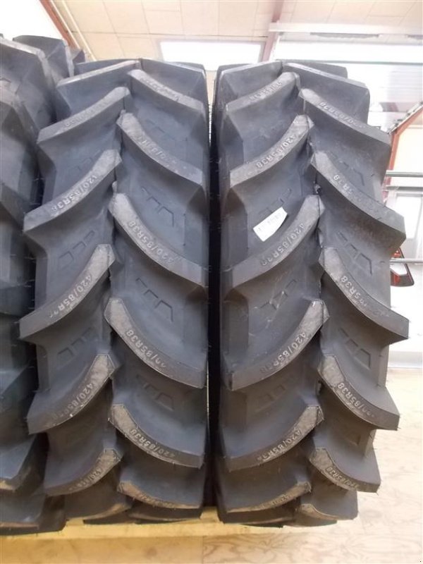 Reifen typu Starmaxx 420/85-R38 NYT, Gebrauchtmaschine v Roslev (Obrázek 1)