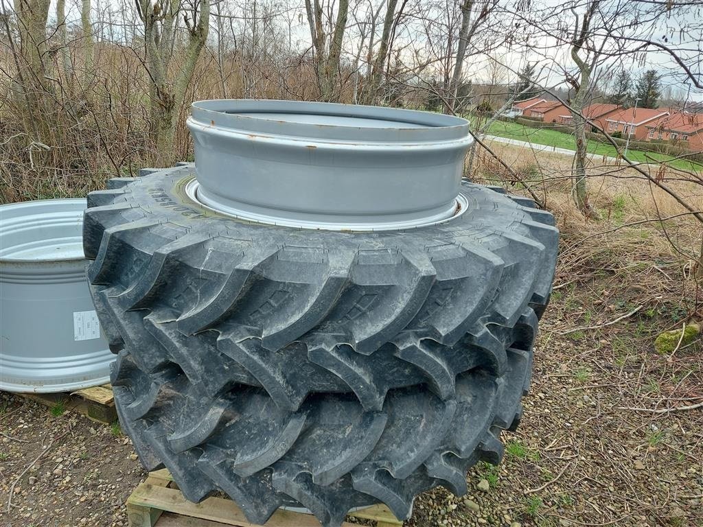 Reifen typu Starmaxx 420/85-R38, Gebrauchtmaschine v Nykøbing M (Obrázek 1)