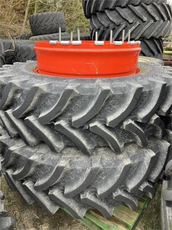 Reifen typu Starmaxx 520/85R42, Gebrauchtmaschine v Hinnerup (Obrázek 1)