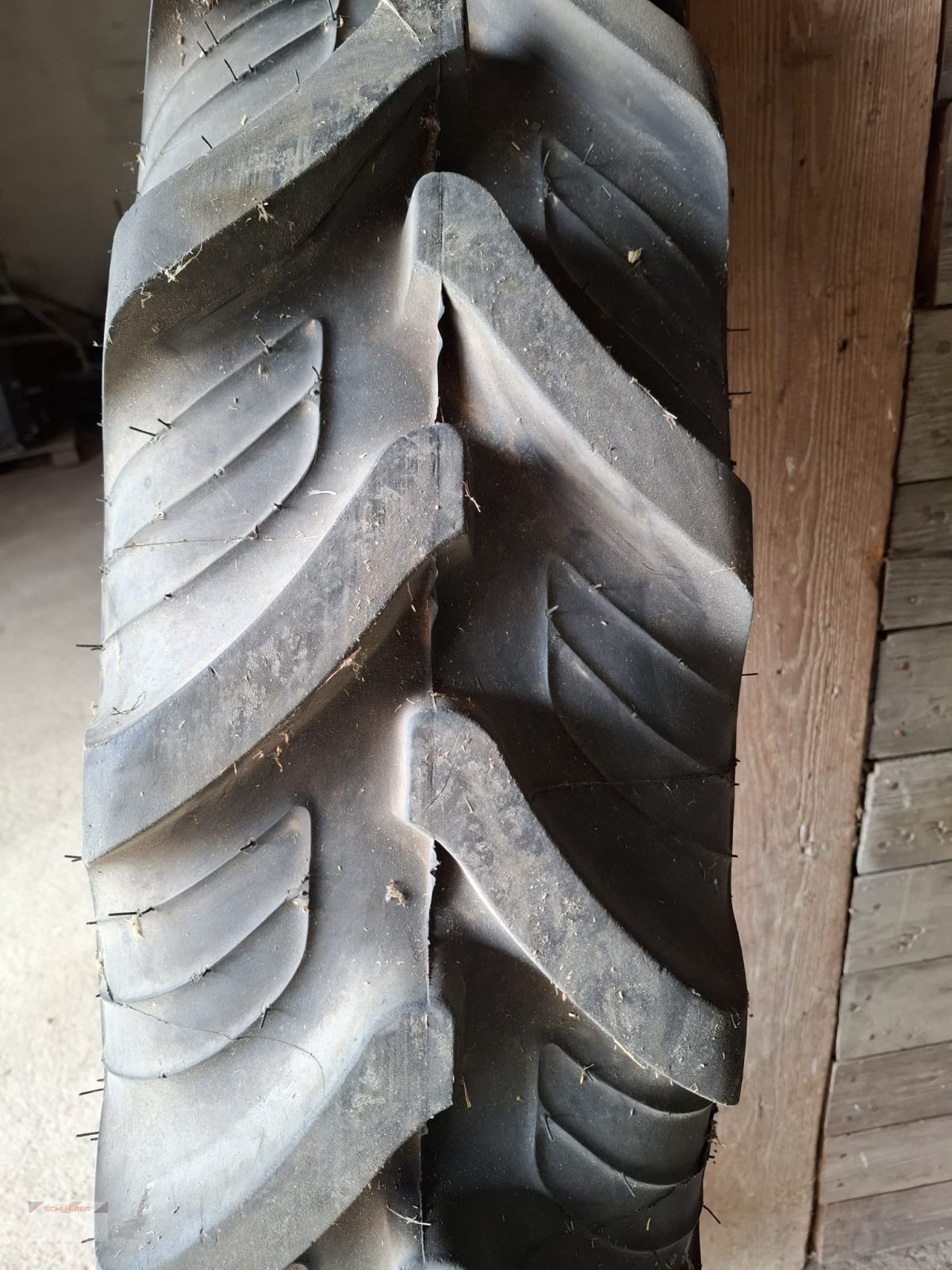 Reifen del tipo Taurus 300/95 R46, Gebrauchtmaschine In Schwandorf (Immagine 3)