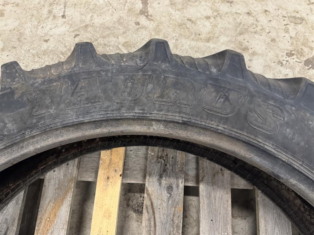 Reifen tip Taurus Sonstiges, Gebrauchtmaschine in Haderup (Poză 4)