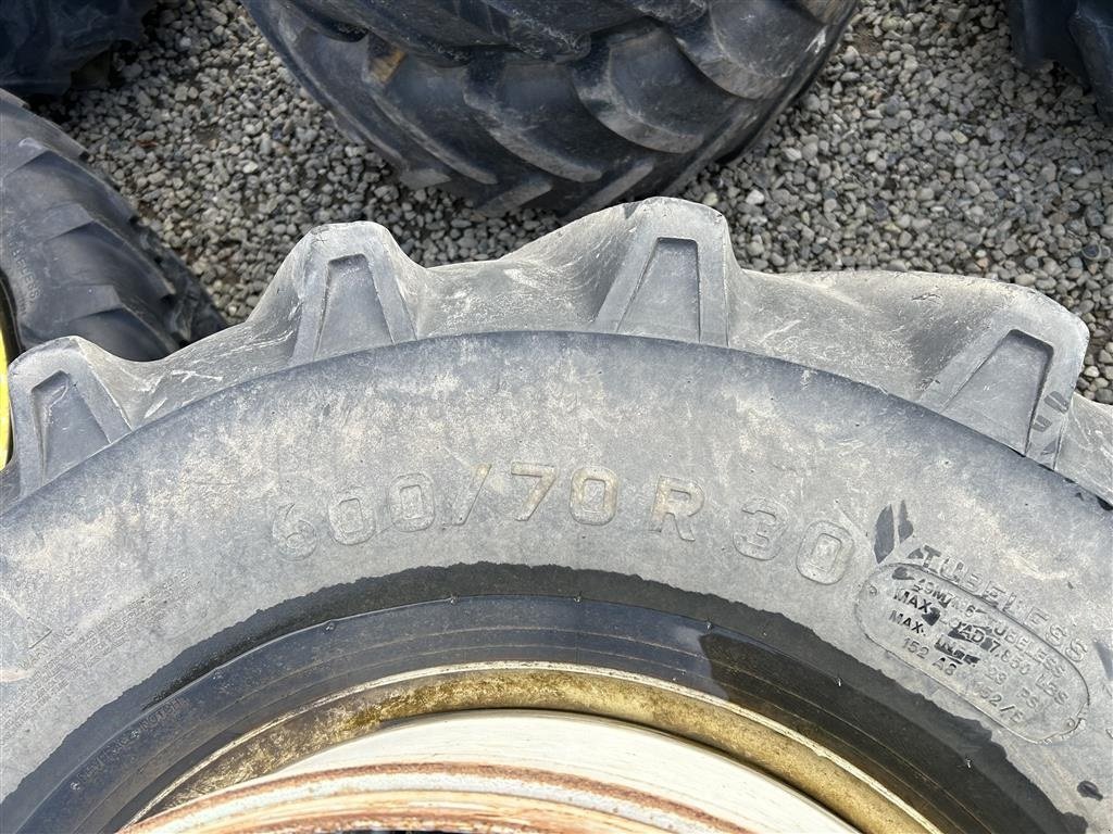 Reifen des Typs Titan 600/70R30-30, Gebrauchtmaschine in Rødekro (Bild 2)