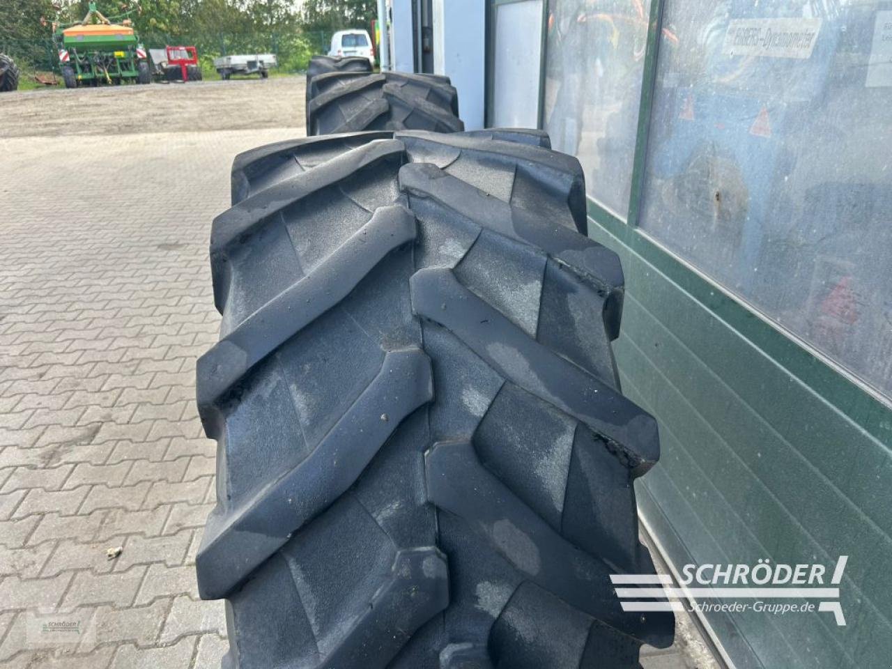 Reifen des Typs Trelleborg 2X 540/65 R24, Gebrauchtmaschine in Jade OT Schweiburg (Bild 2)
