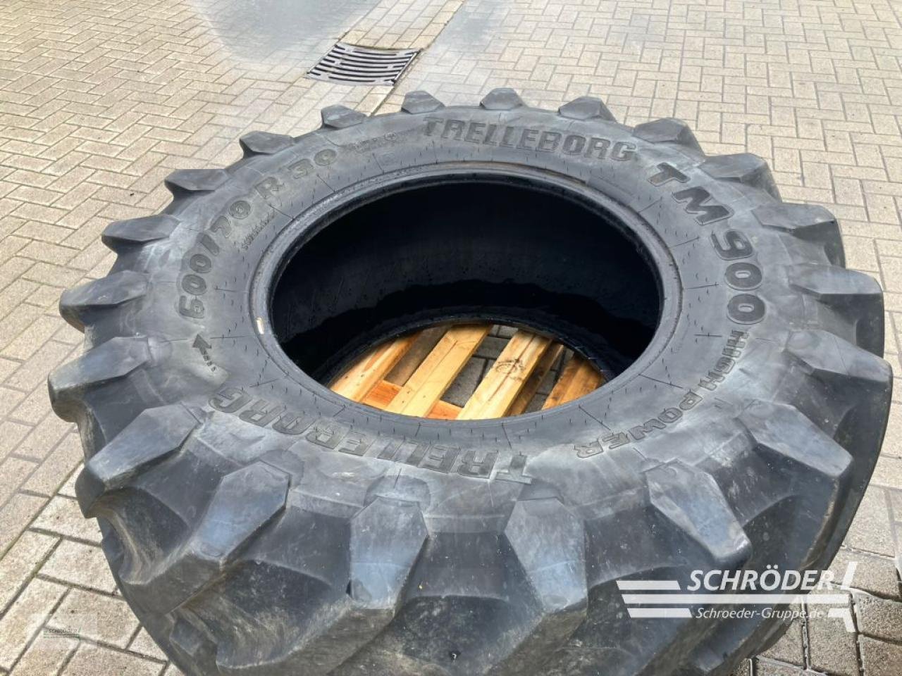 Reifen typu Trelleborg 2X 600/70 R30, Gebrauchtmaschine v Twistringen (Obrázek 2)