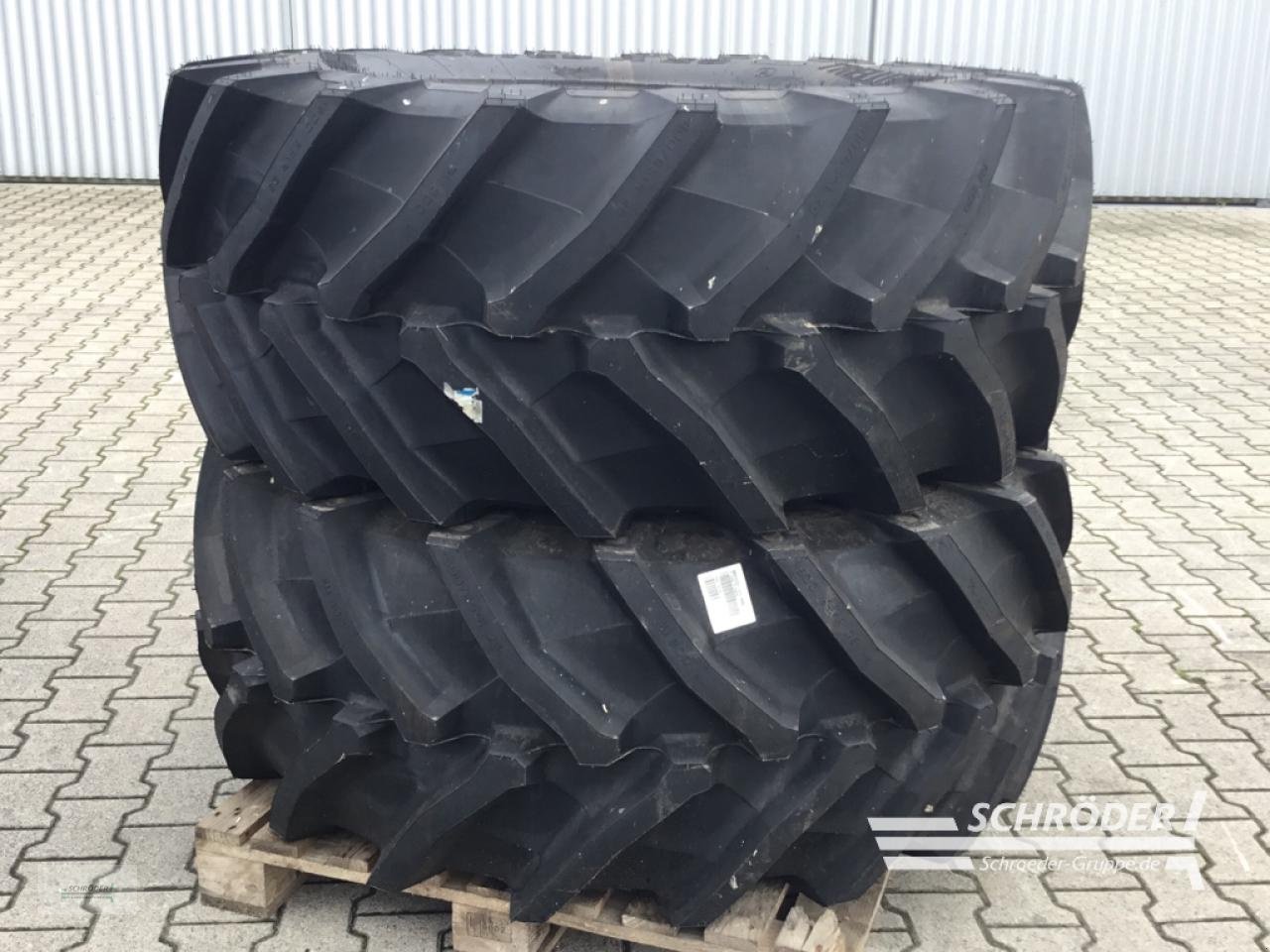 Reifen типа Trelleborg 2X 650/65 R42 NEU, Gebrauchtmaschine в Lastrup (Фотография 2)