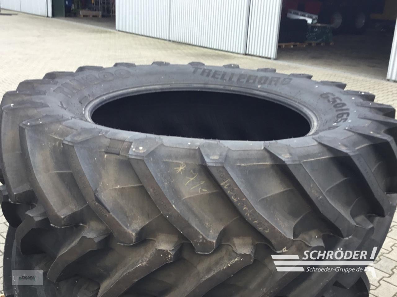 Reifen типа Trelleborg 2X 650/65 R42 NEU, Gebrauchtmaschine в Lastrup (Фотография 3)