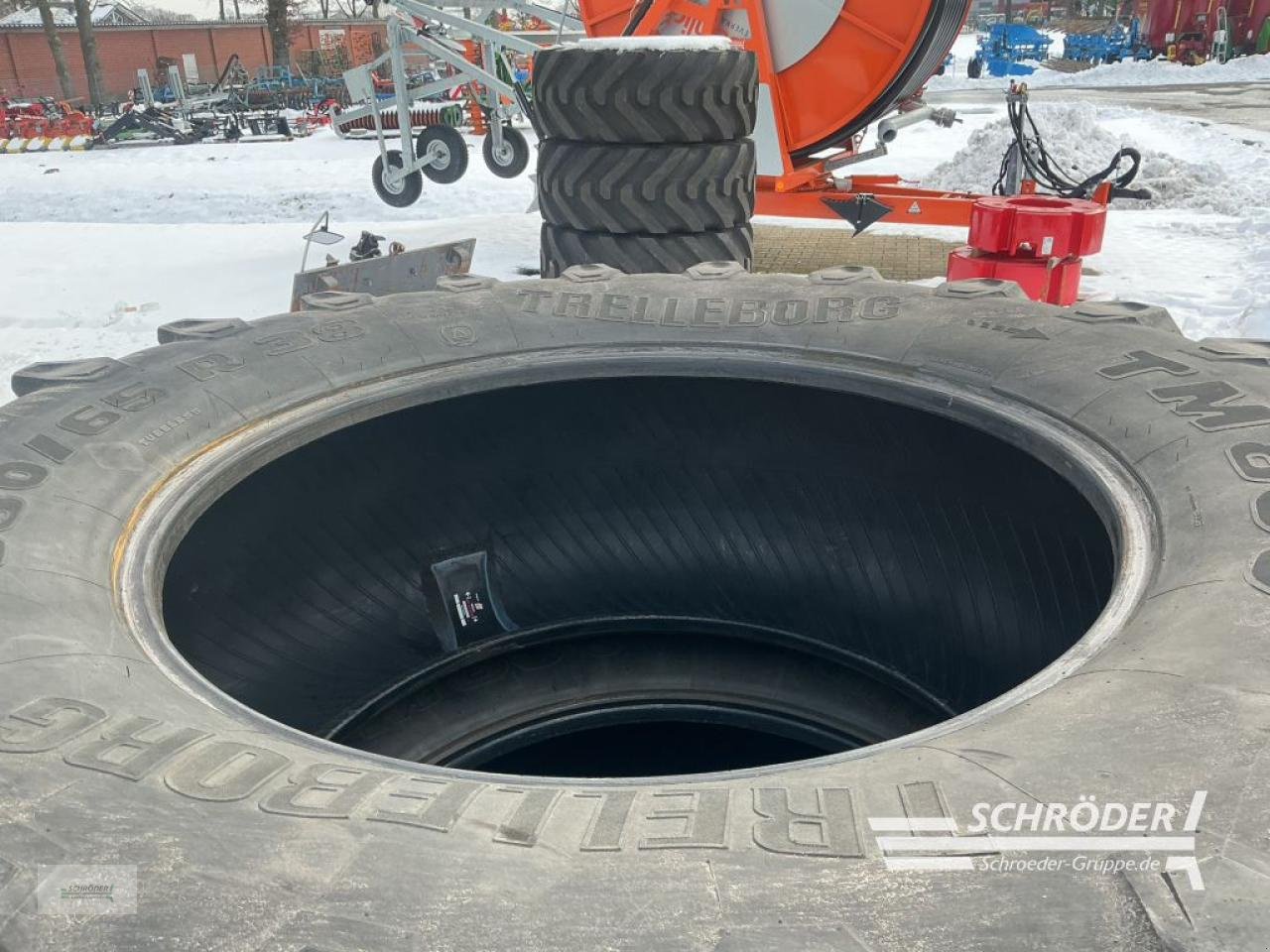 Reifen typu Trelleborg 2X 650/85 R38, Gebrauchtmaschine v Lastrup (Obrázek 2)