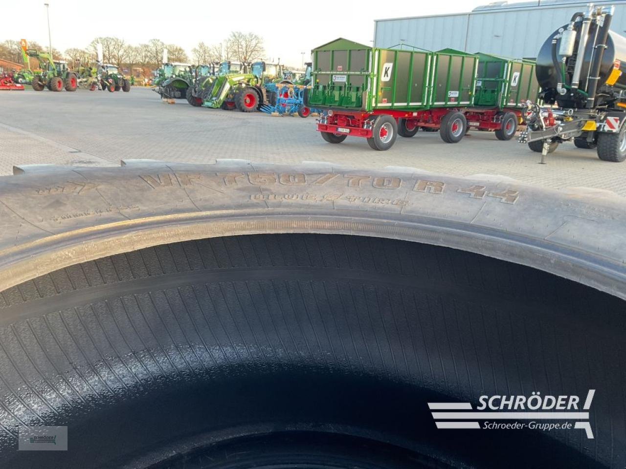 Reifen от тип Trelleborg 2X VF750/70 R44, Gebrauchtmaschine в Holdorf (Снимка 4)