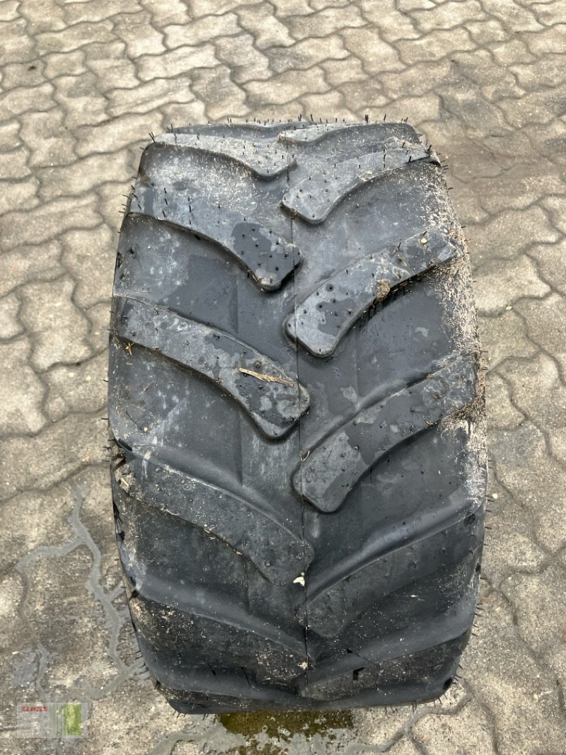 Reifen des Typs Trelleborg 320/60 - 12 IMP, Neumaschine in Risum-Lindholm (Bild 2)