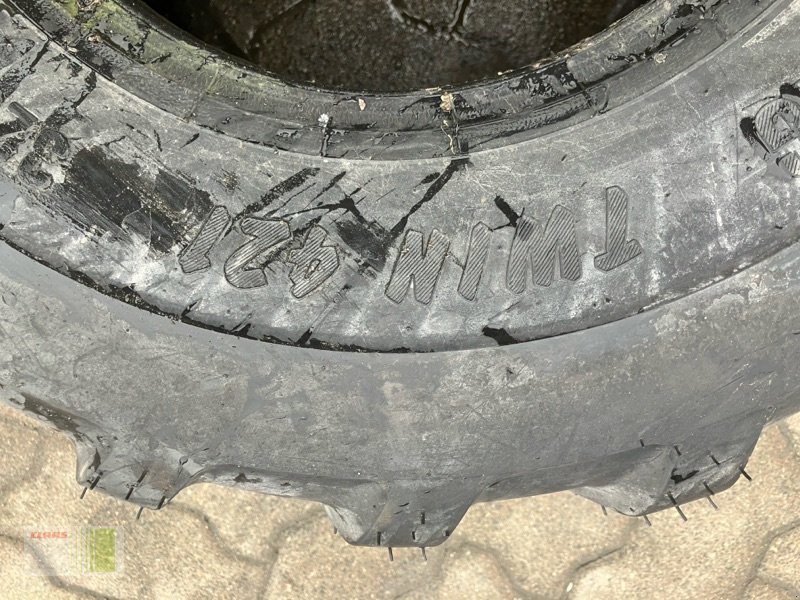 Reifen des Typs Trelleborg 320/60 - 12 IMP, Neumaschine in Risum-Lindholm (Bild 3)