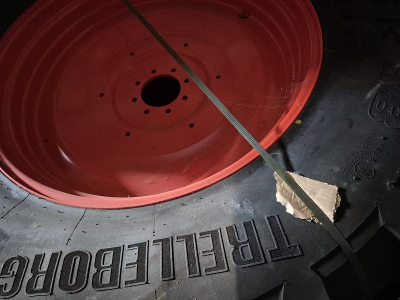 Reifen des Typs Trelleborg 460/85 R38, Gebrauchtmaschine in Ismaning (Bild 1)