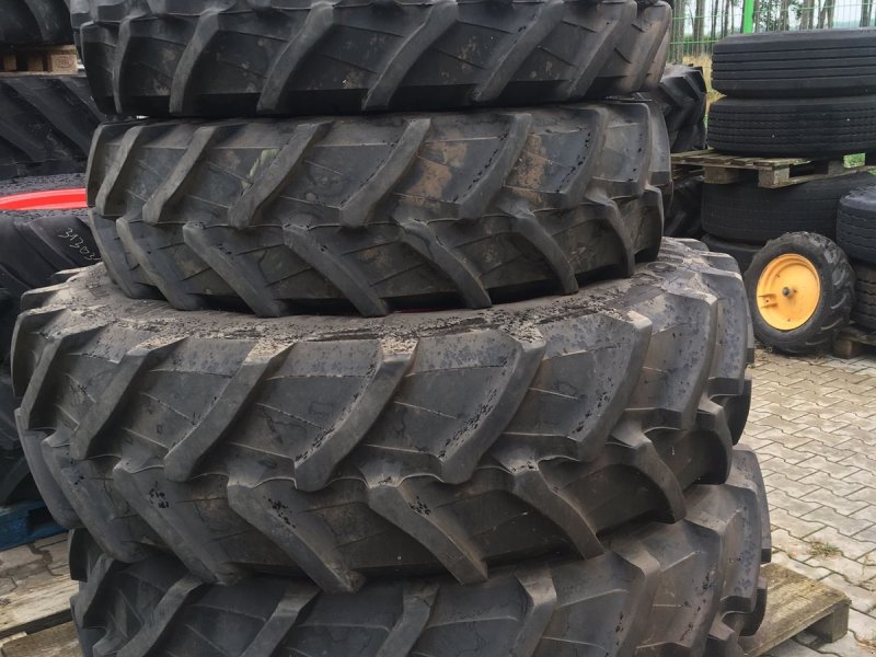 Reifen des Typs Trelleborg 480/70R42 + 14.9R30, Gebrauchtmaschine in Hillerse (Bild 1)
