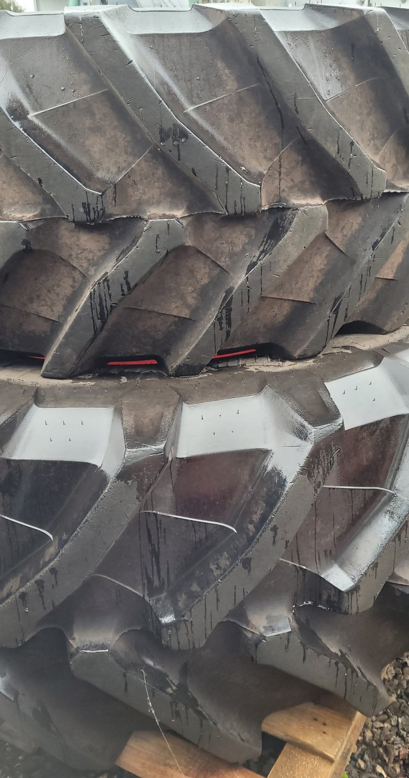 Reifen des Typs Trelleborg 600/65R28 + 710/60R42, Gebrauchtmaschine in Eckernförde (Bild 2)