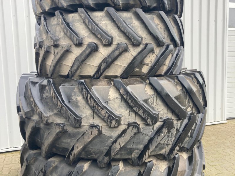 Reifen van het type Trelleborg 600/70R30 TB 60% u. 710/70R42, Gebrauchtmaschine in Bevern (Foto 1)