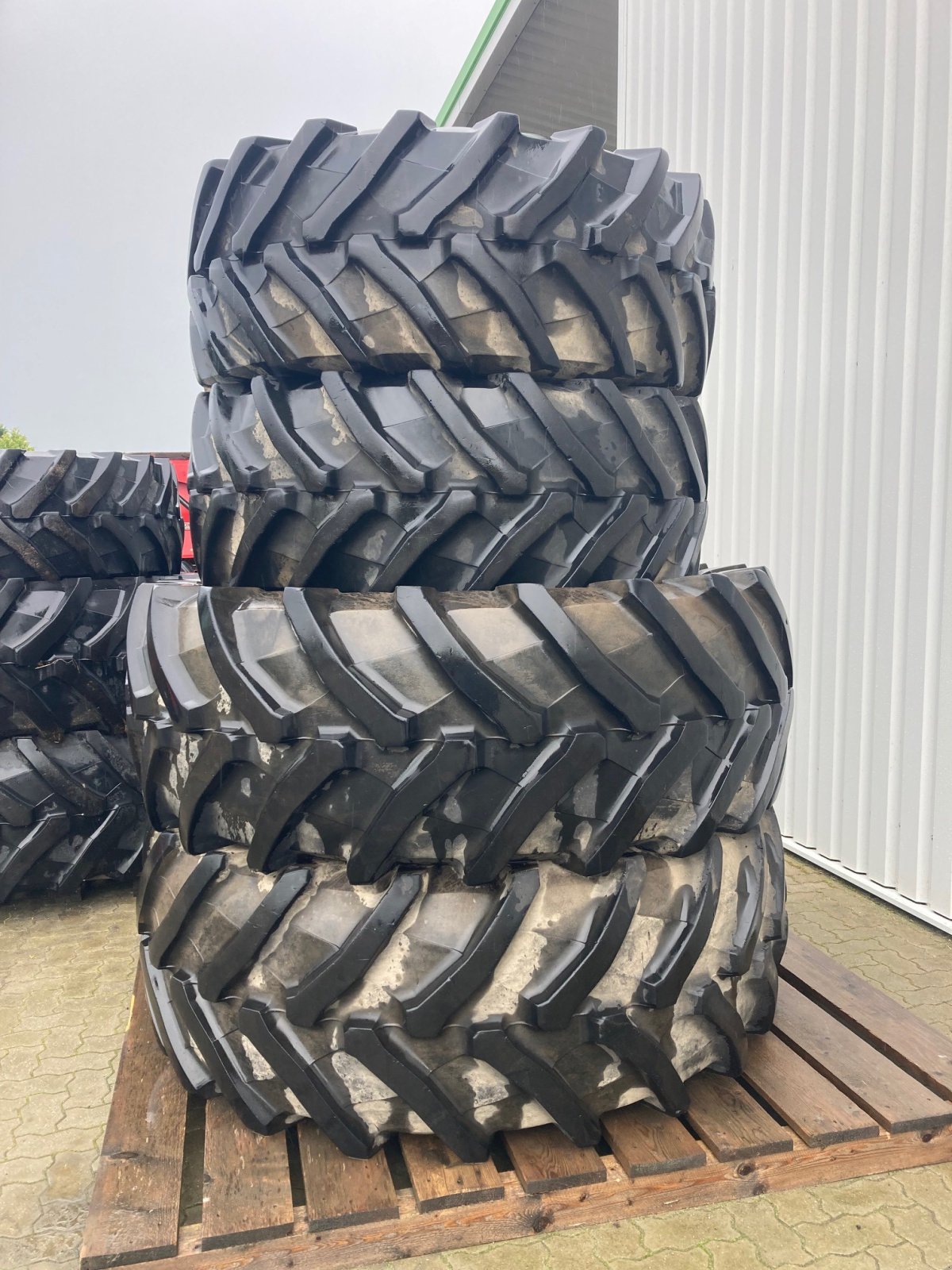 Reifen typu Trelleborg 600/70R30 TB 60% u. 710/70R42, Gebrauchtmaschine w Bevern (Zdjęcie 2)