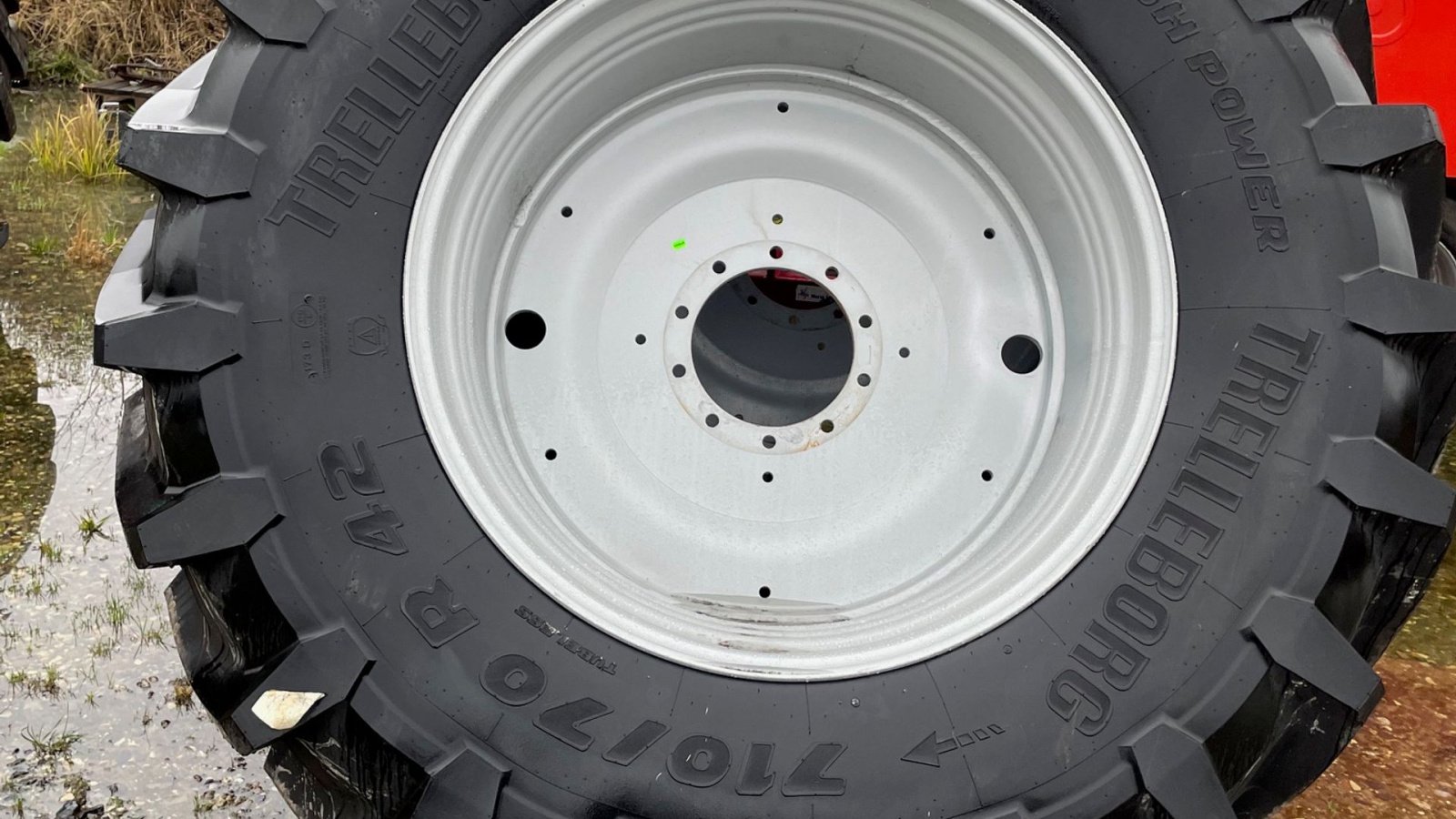 Reifen of the type Trelleborg 710/70R42, Gebrauchtmaschine in Hjørring (Picture 1)
