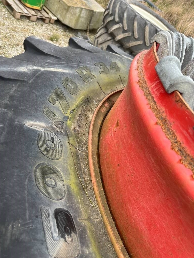 Reifen des Typs Trelleborg 710/75-42 & 600/70-34, Gebrauchtmaschine in Mern (Bild 5)