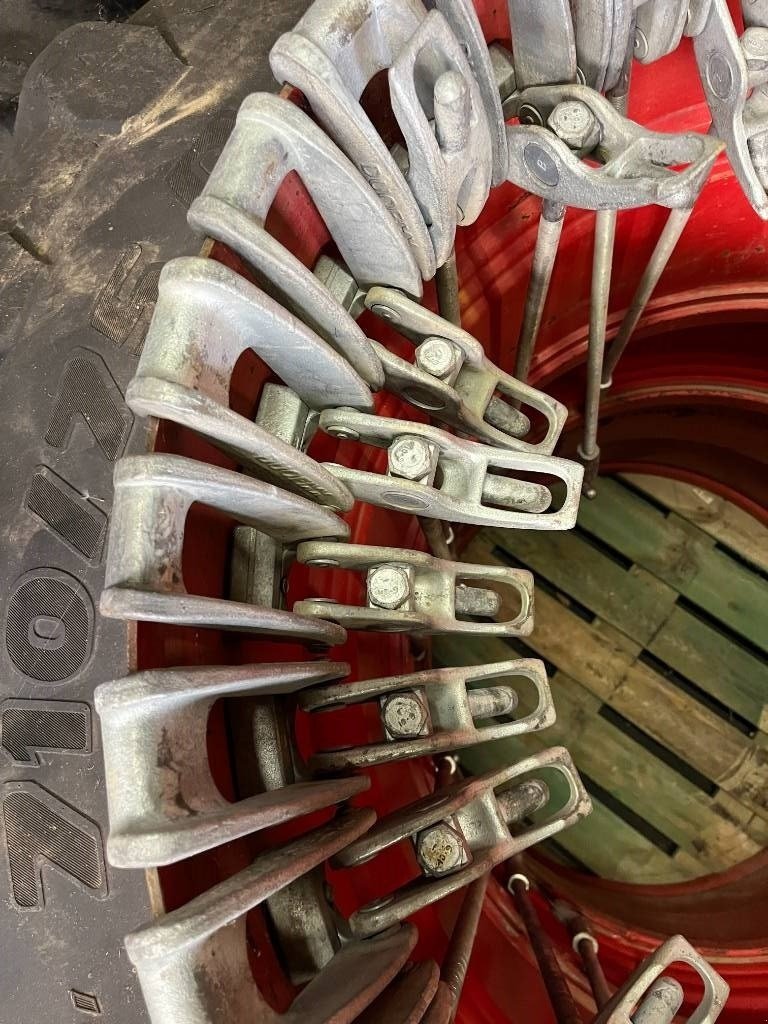 Reifen typu Trelleborg 710/75-42 & 600/70-34, Gebrauchtmaschine v Mern (Obrázek 3)