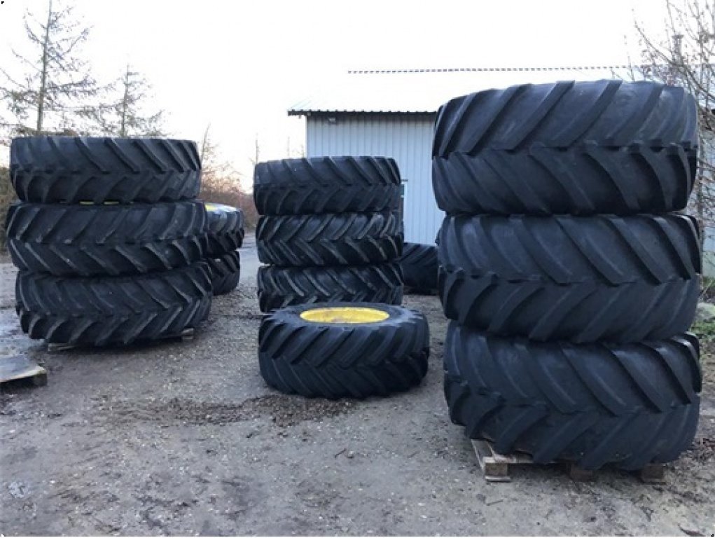Reifen des Typs Trelleborg 710/75R42, Gebrauchtmaschine in Tønder (Bild 2)