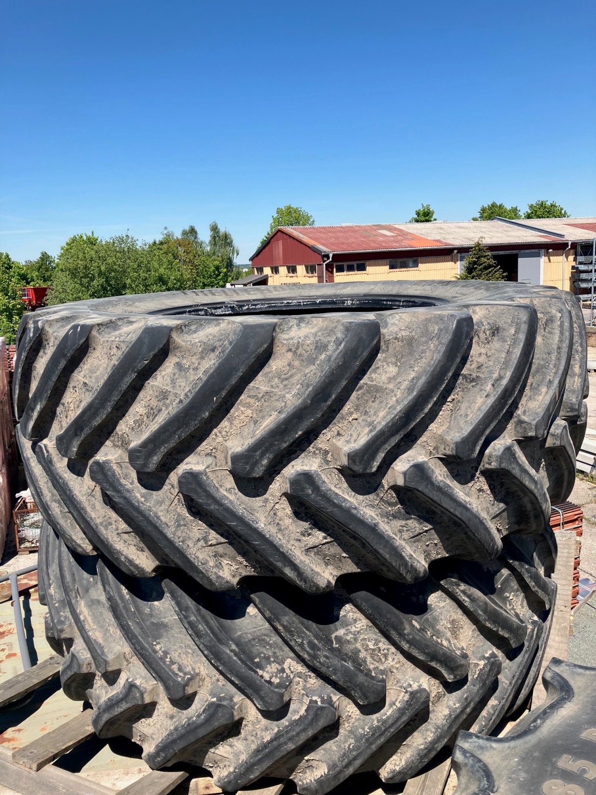 Reifen des Typs Trelleborg 750/70R44 + 650/60R38, Gebrauchtmaschine in Gera (Bild 1)