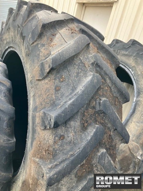 Reifen типа Trelleborg Non-renseigné, Gebrauchtmaschine в Gennes sur glaize (Фотография 1)