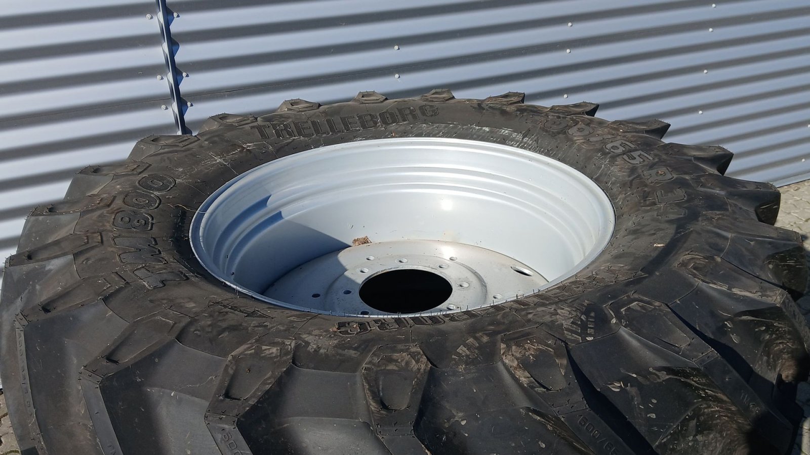Reifen des Typs Trelleborg TM800 2 stk., Gebrauchtmaschine in Horsens (Bild 2)