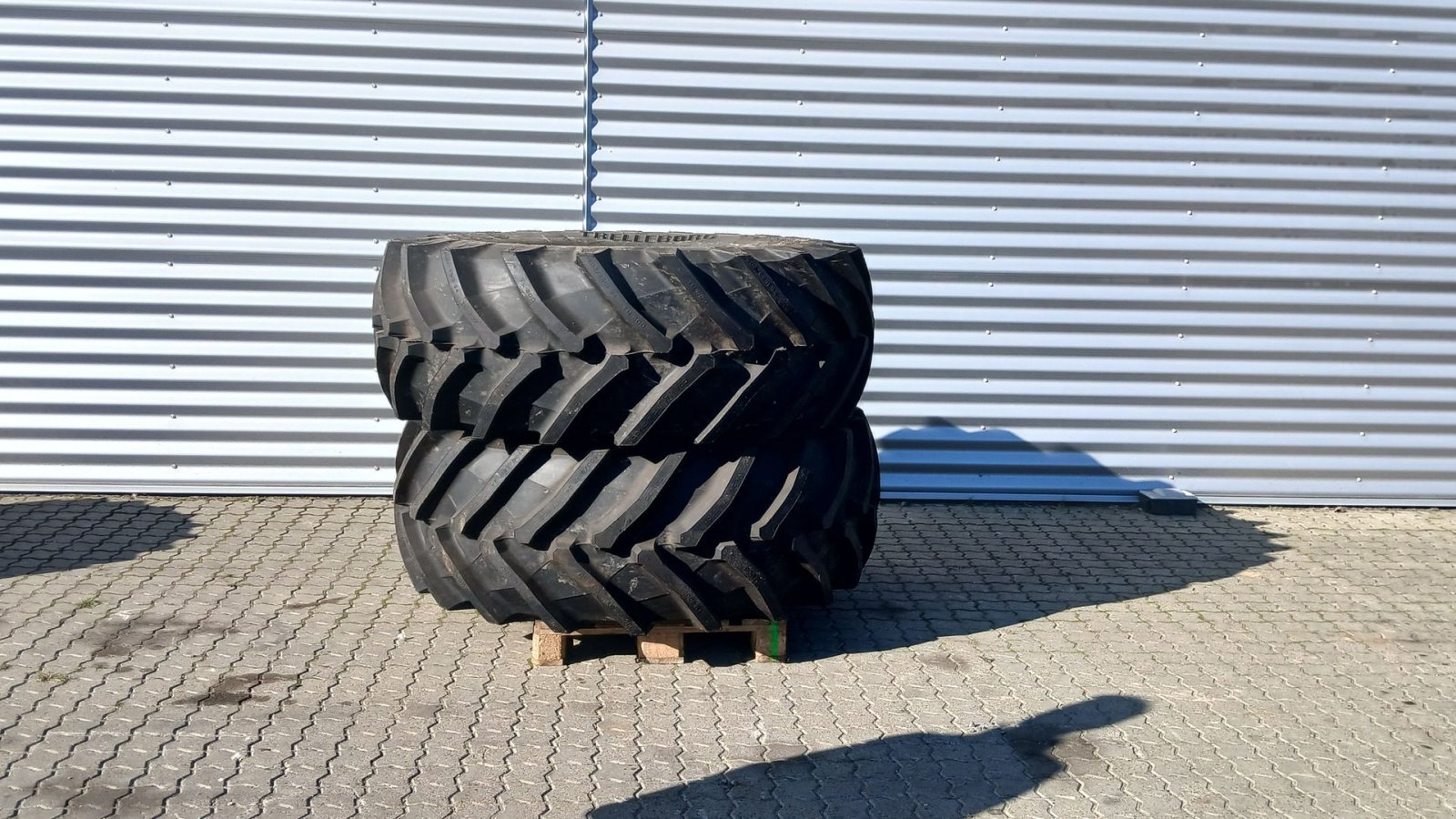 Reifen des Typs Trelleborg TM800 2 stk., Gebrauchtmaschine in Horsens (Bild 1)