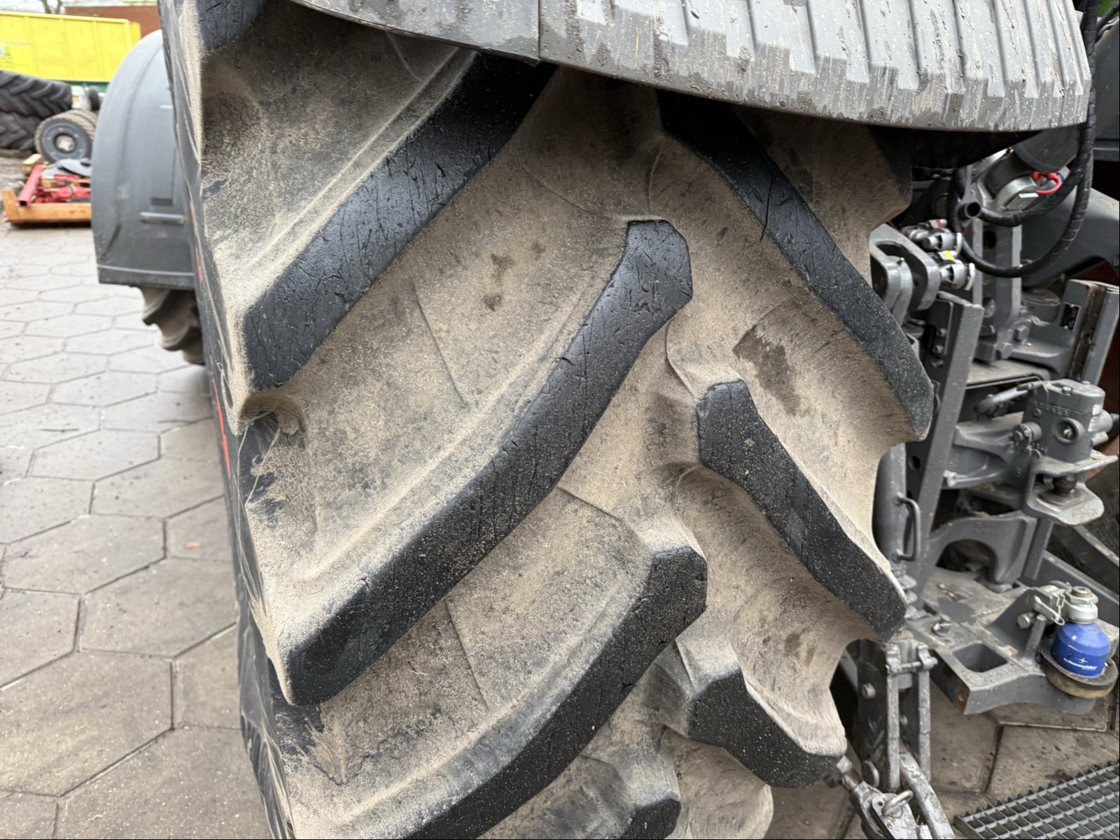 Reifen от тип Trelleborg VF650/60 R38 + VF750/70 R44 TM1060, Gebrauchtmaschine в Elmenhorst-Lanken (Снимка 4)