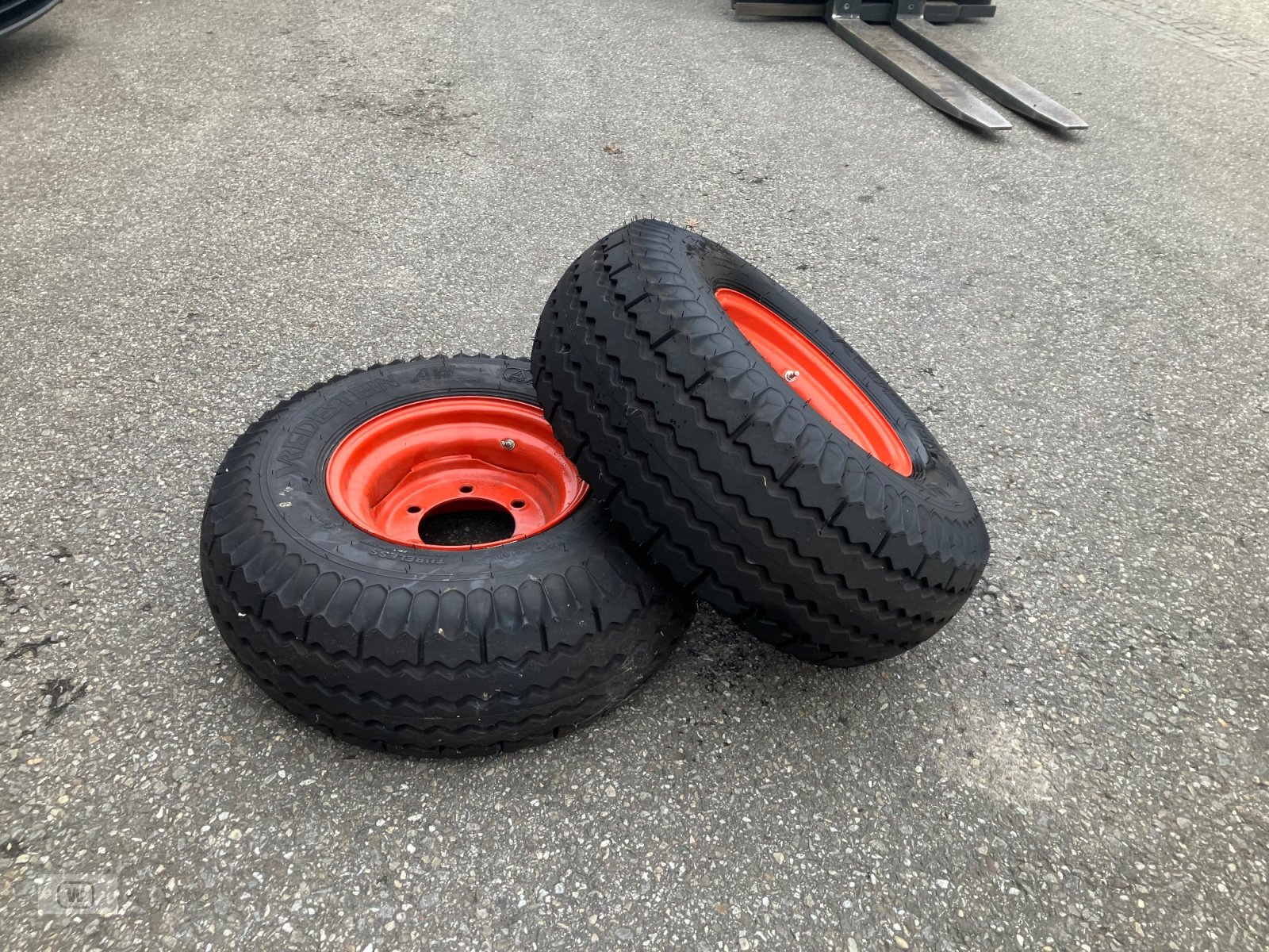 Reifen des Typs Vredestein 11.5/80-15.3, Gebrauchtmaschine in Zell an der Pram (Bild 2)