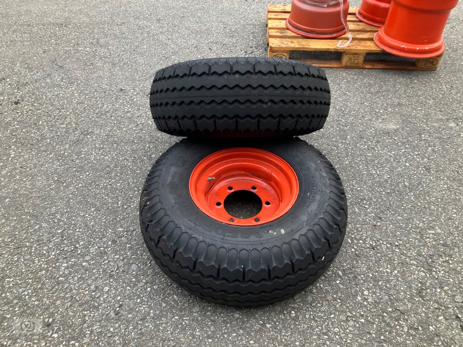 Reifen des Typs Vredestein 11.5/80-15.3, Gebrauchtmaschine in Zell an der Pram (Bild 10)