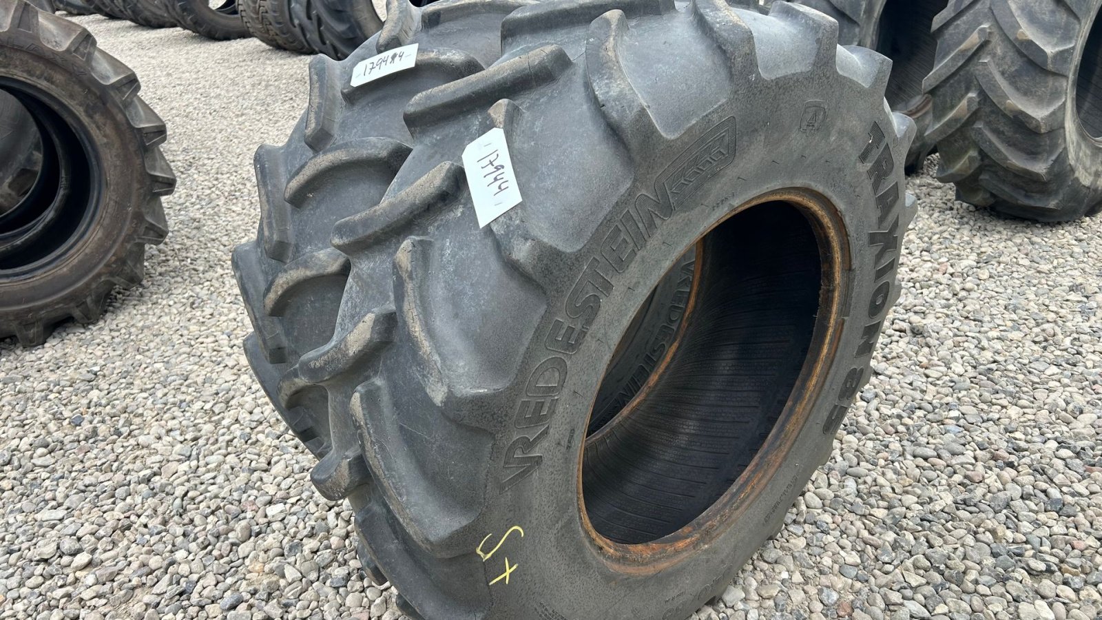 Reifen типа Vredestein 340/85R24, Gebrauchtmaschine в Rødekro (Фотография 2)