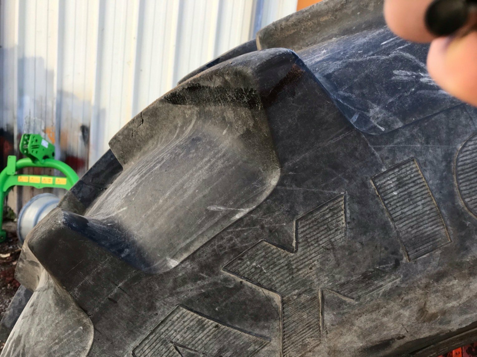 Reifen des Typs Vredestein 520/85R38, Gebrauchtmaschine in LA SOUTERRAINE (Bild 1)