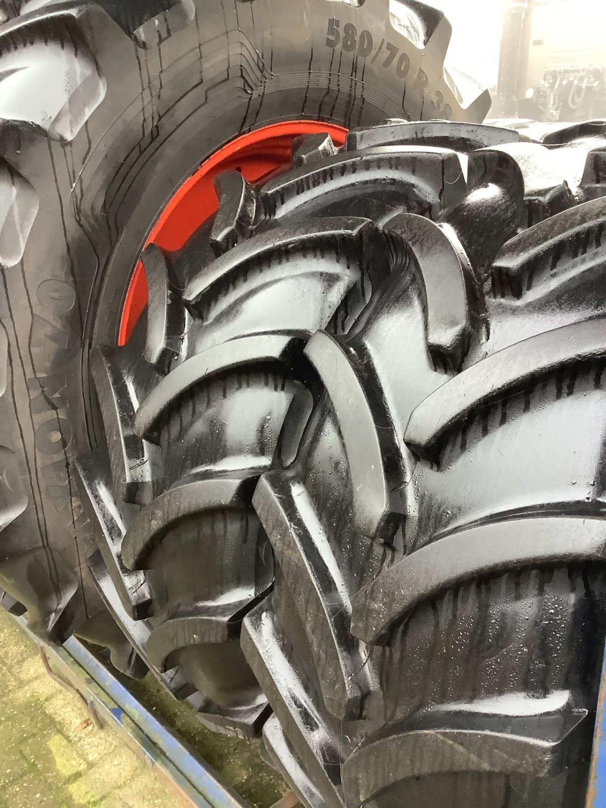 Reifen tipa Vredestein Traxion70, Gebrauchtmaschine u Vriezenveen (Slika 7)