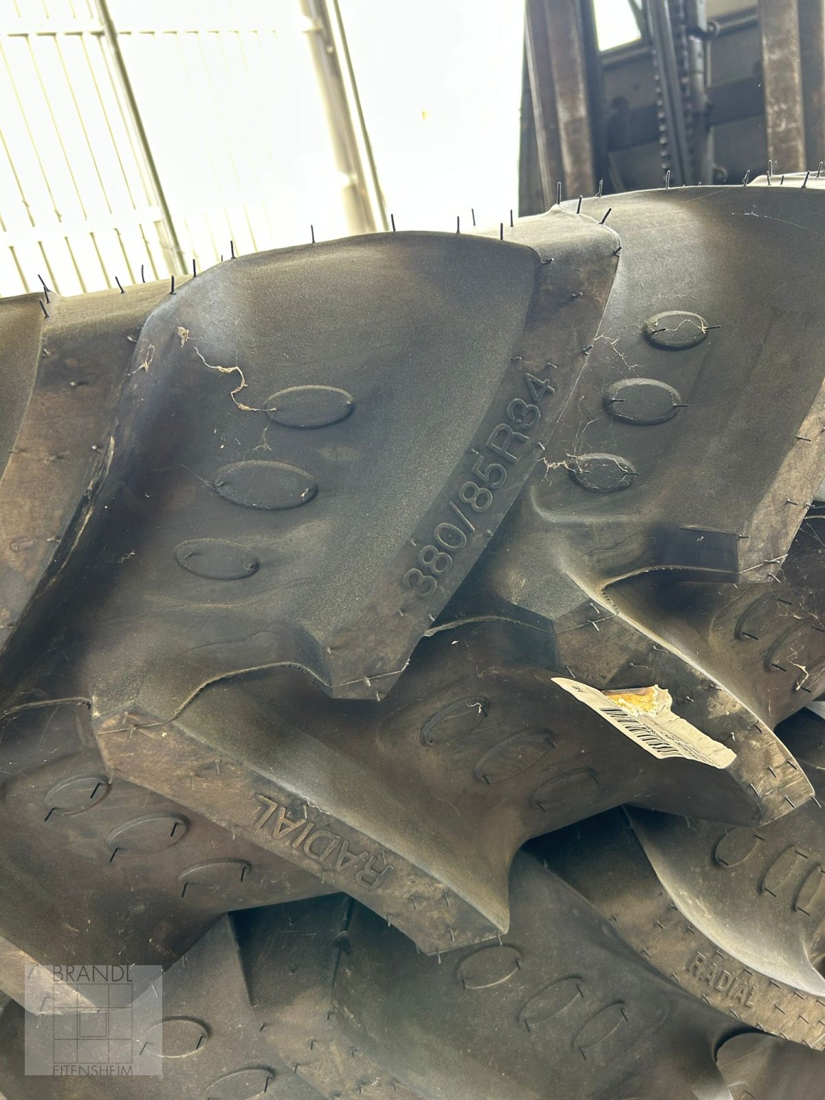 Reifentechnik del tipo BKT 380/85R34, Neumaschine In Eitensheim (Immagine 2)