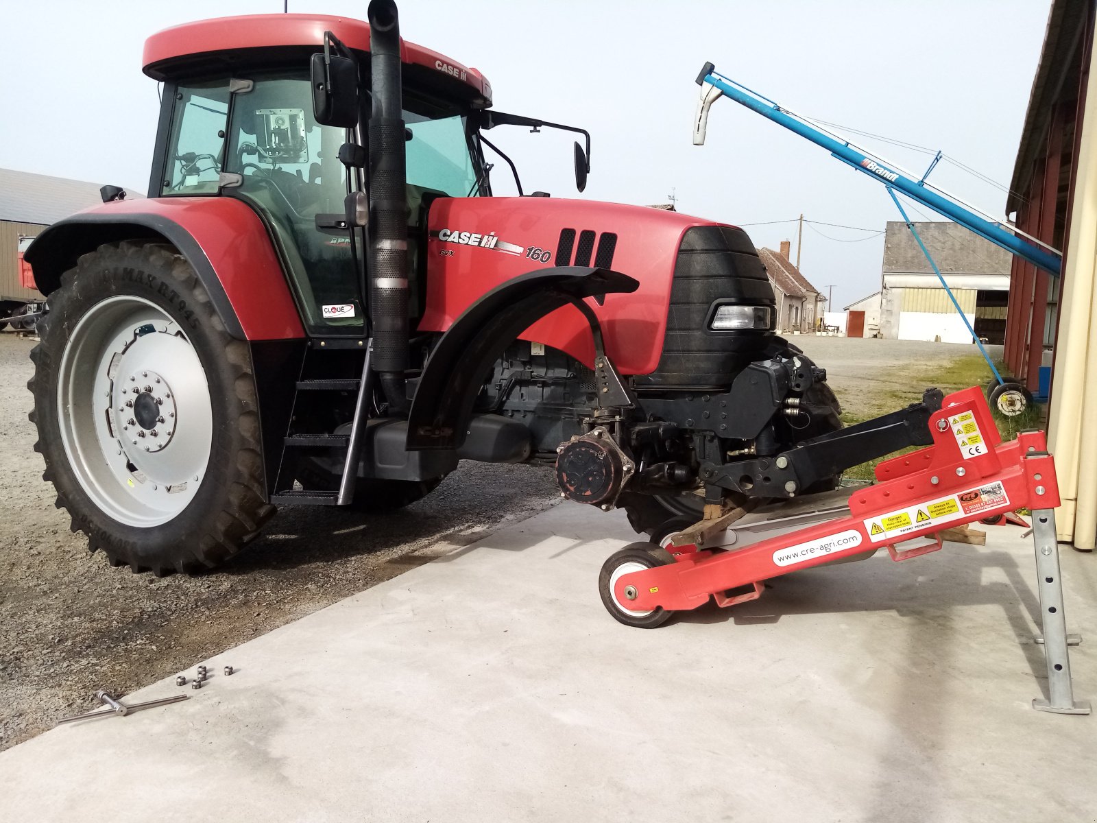 Reifentechnik des Typs Trakjak Euro Pro 12T, Neumaschine in Havelange (Bild 11)