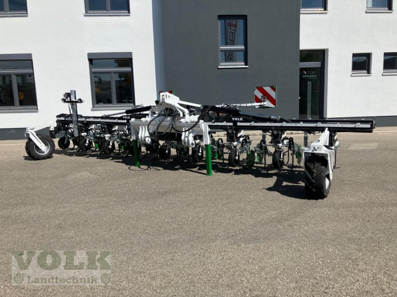 Rollhacke del tipo DicksonKerner Variofield V 630, Neumaschine In Friedberg-Derching