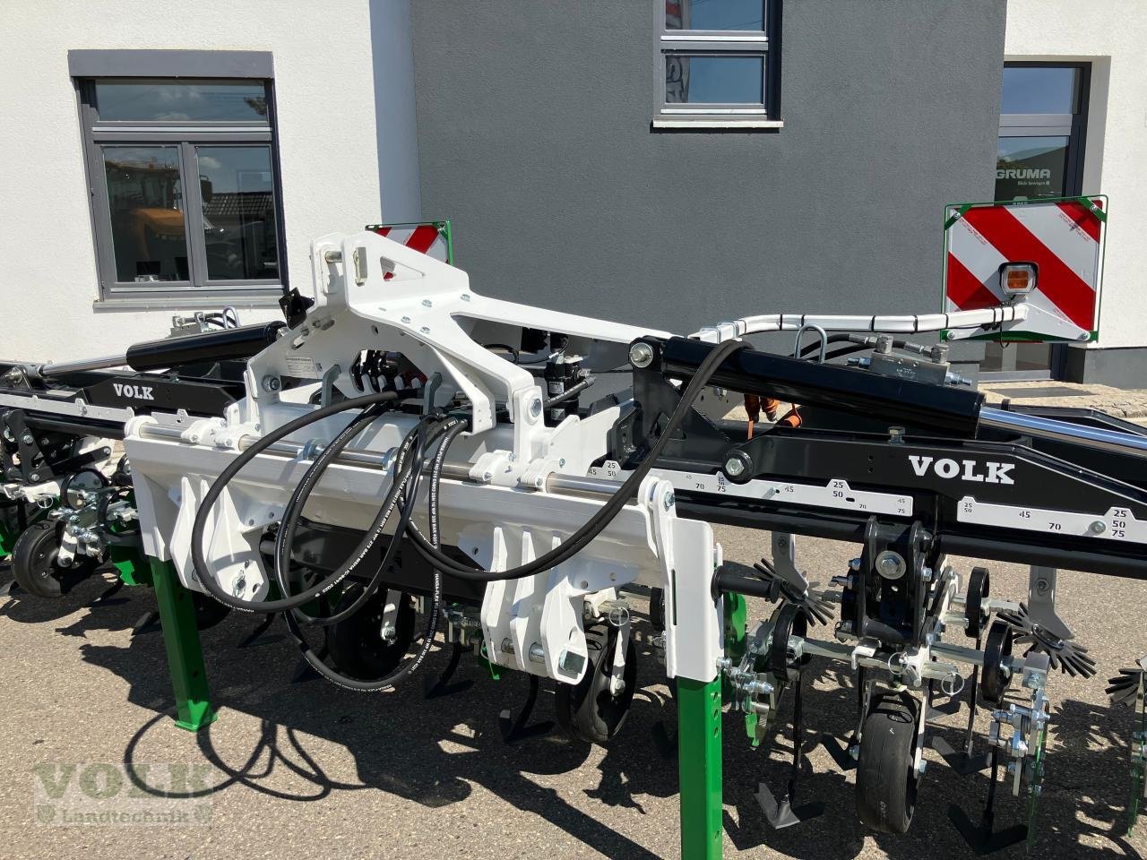 Rollhacke of the type Kerner Variofield V 630, Neumaschine in Friedberg-Derching (Picture 17)