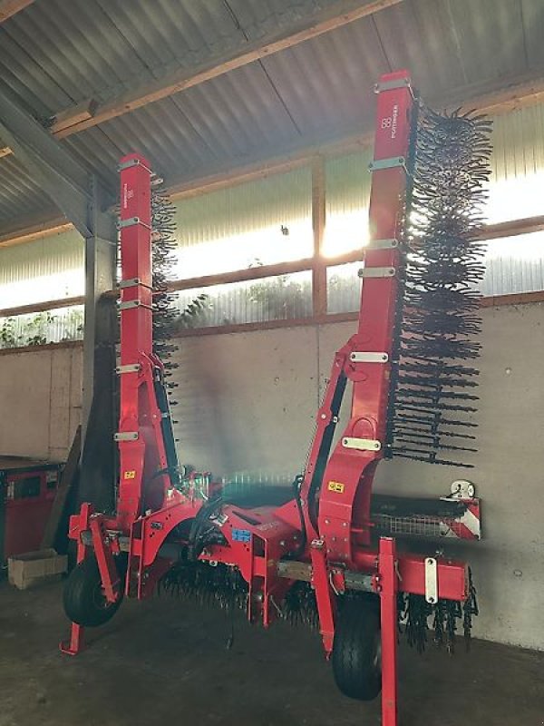 Rollhacke del tipo Pöttinger Rotocare V 8000, Gebrauchtmaschine In Ostercappeln (Immagine 1)