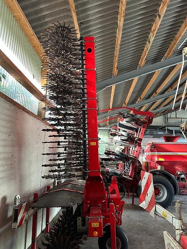 Rollhacke del tipo Pöttinger Rotocare V 8000, Gebrauchtmaschine In Ostercappeln (Immagine 4)