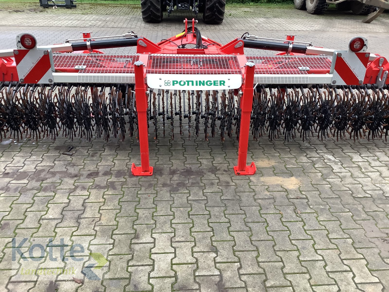 Rollhacke tipa Pöttinger Rotocare v 8000, Gebrauchtmaschine u Rieste (Slika 8)