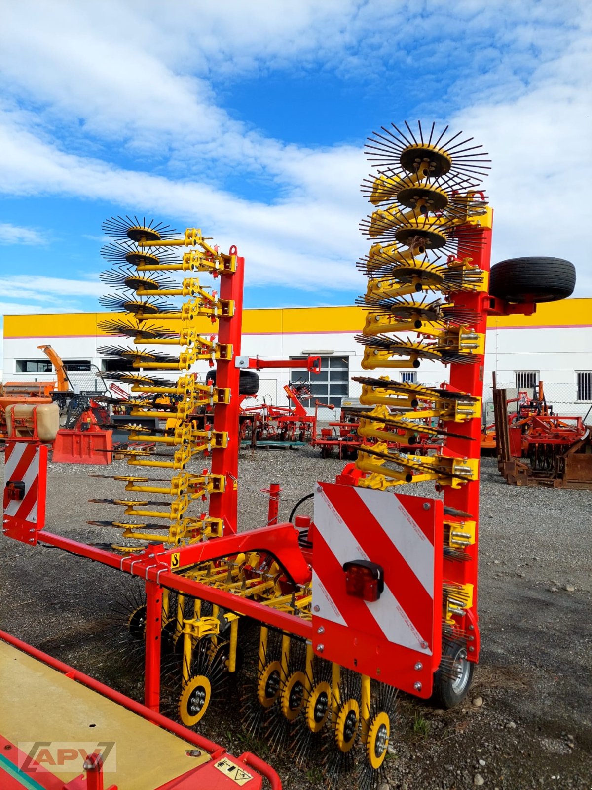 Rotorstriegel des Typs APV RH 600 M1, Gebrauchtmaschine in Hötzelsdorf (Bild 2)