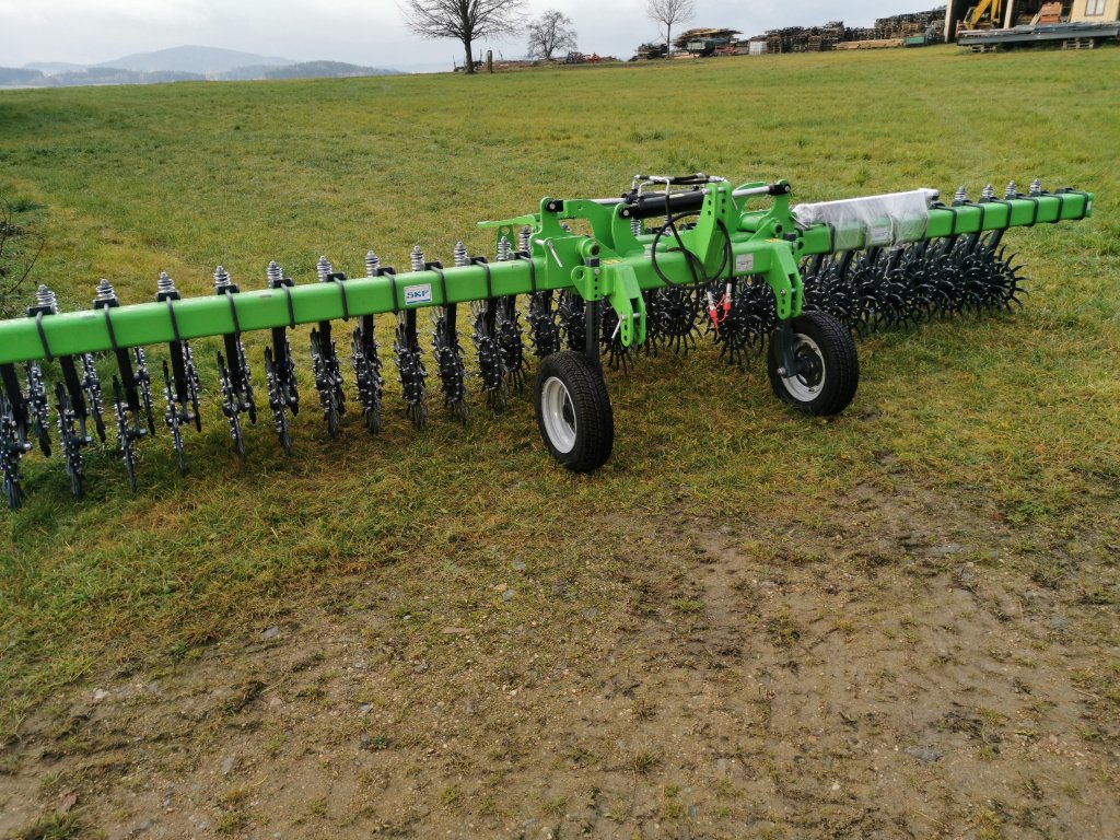 Rotorstriegel des Typs Sonstige 6,10m, Neumaschine in Waldburg (Bild 14)