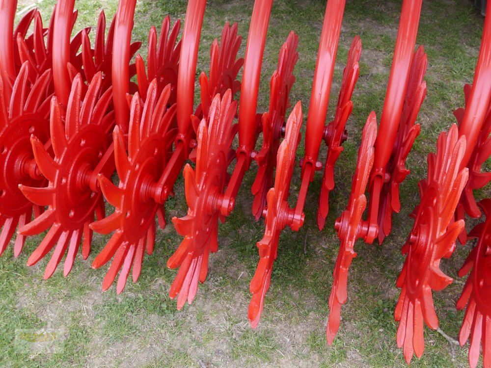 Rotorstriegel des Typs Sonstige Madara Sunrise Rollhacke 5,8 m, Rollstriegel (Lagermaschine), Neumaschine in Ditzingen (Bild 4)