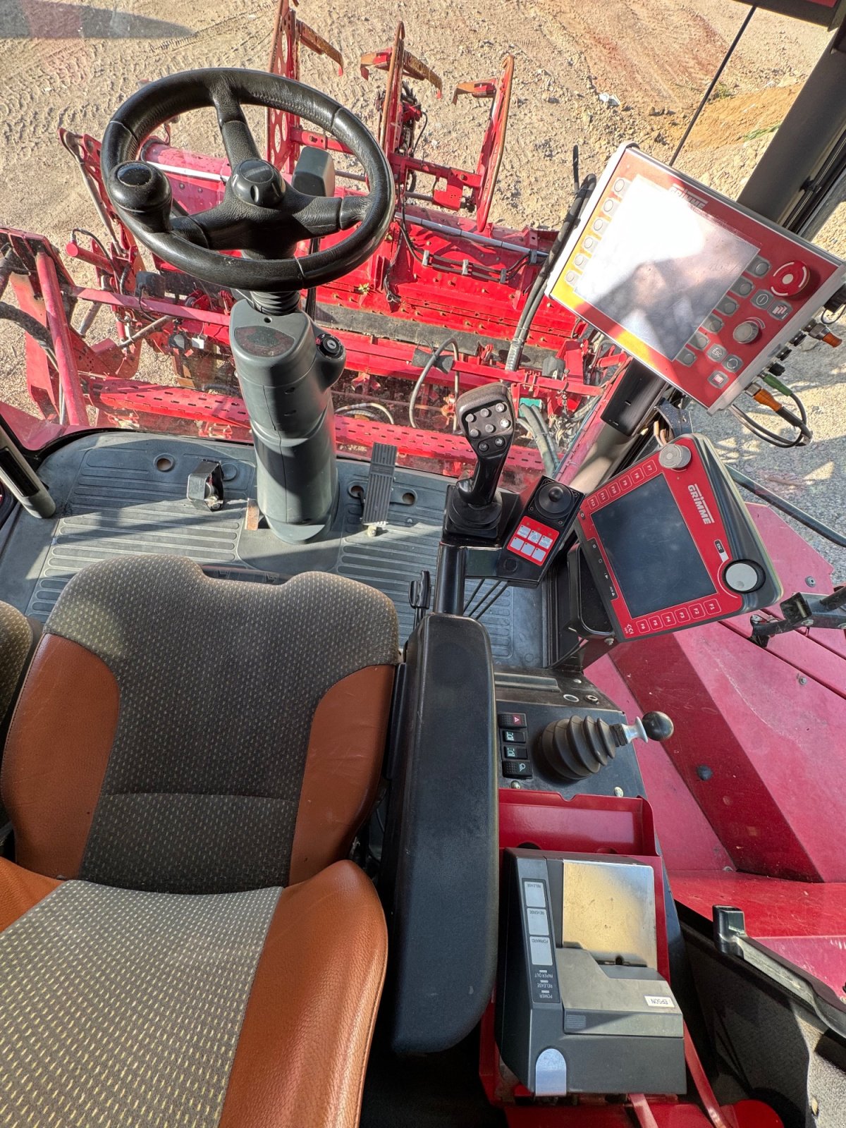 Rübenroder des Typs Grimme Maxtron 620, Gebrauchtmaschine in Reinsdorf (Bild 4)